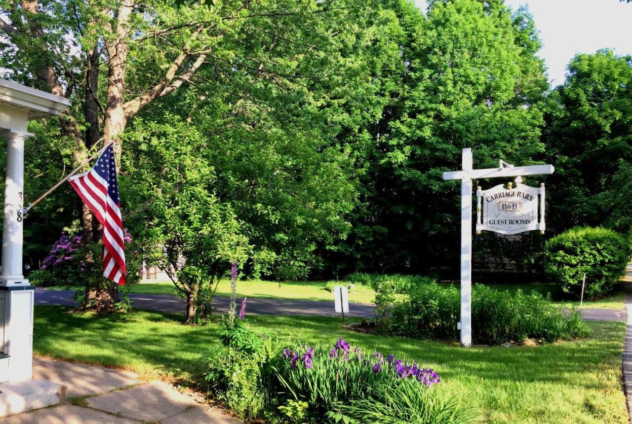 Carriage Barn Inn Keene Bagian luar foto