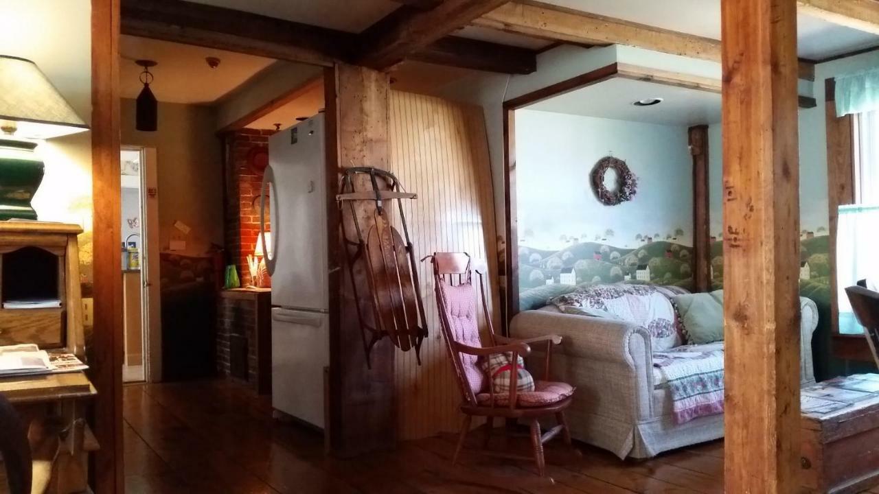 Carriage Barn Inn Keene Bagian luar foto
